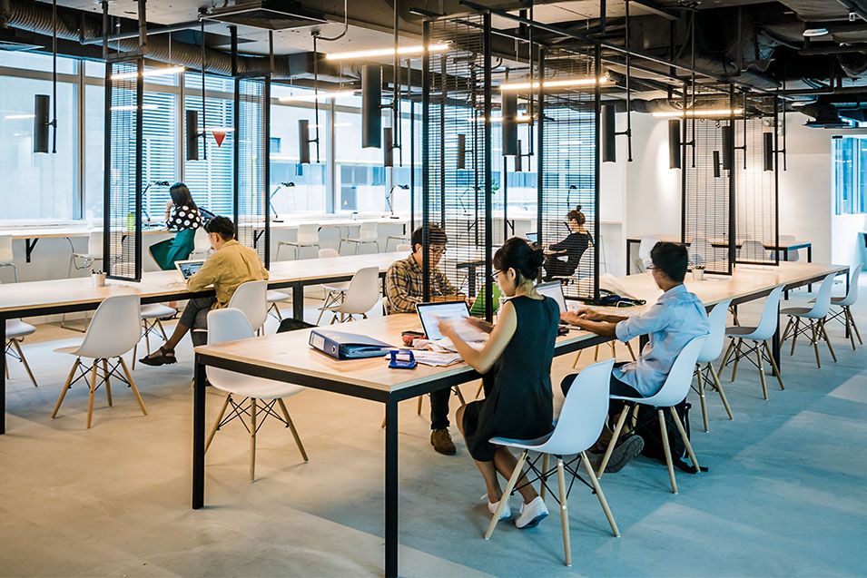 How are co-working spaces changing the workplace landscape